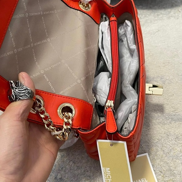 NWT Michael Kors Peyton Medium Quilted Flap Chainlink Shoulder Bag In Mandarin - Picture 10 of 13